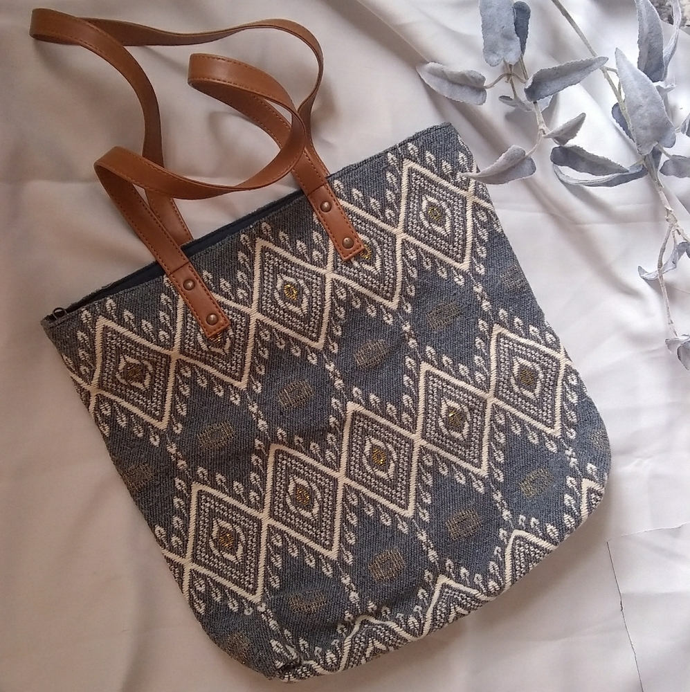 Trades of Hope tote bag